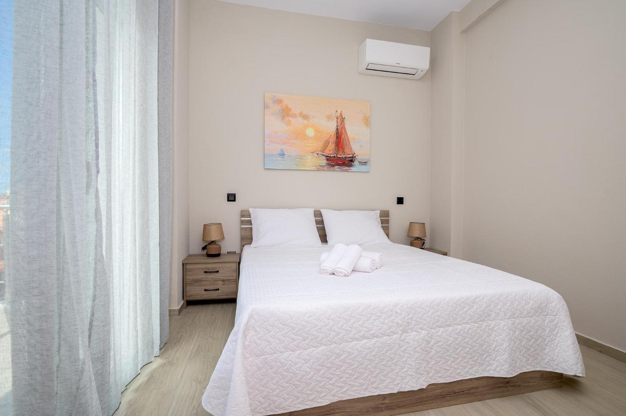Apartment Alexandra's Comfort By Homebrain