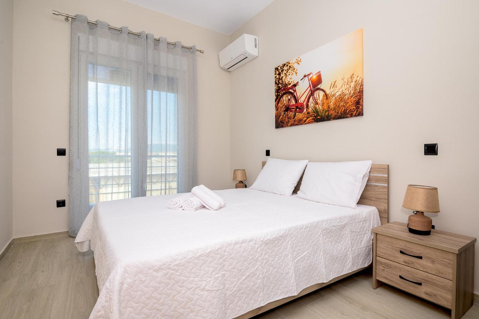 Apartment Alexandra's Comfort By Homebrain