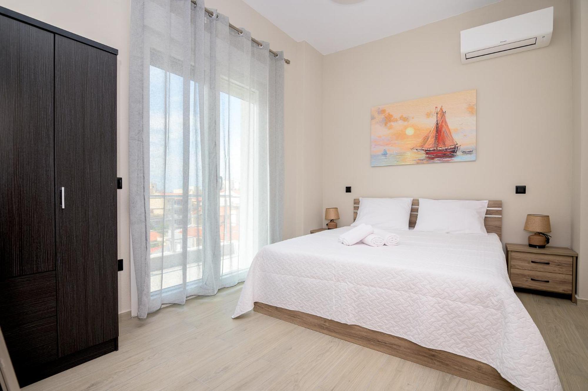 Apartment Alexandra's Comfort By Homebrain
